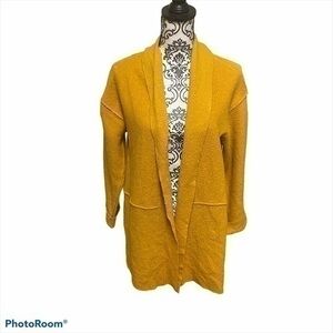 Mustard yellow wool Tahari light coat